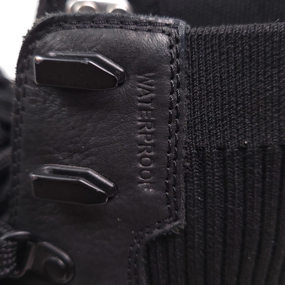 Chaco Women’s Field Lace Waterproof Boots - Picture 5 of 9